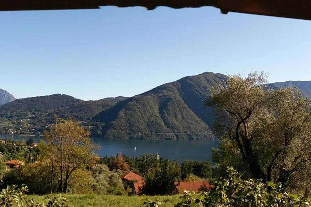Casa Intignano - Camera Con Bagno E Portico Vista Lago Tremezzo Exterior foto